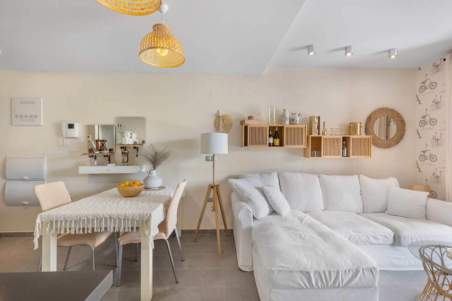 Resale - 1. Apartment / flat - La Mata - Costa Blanca South