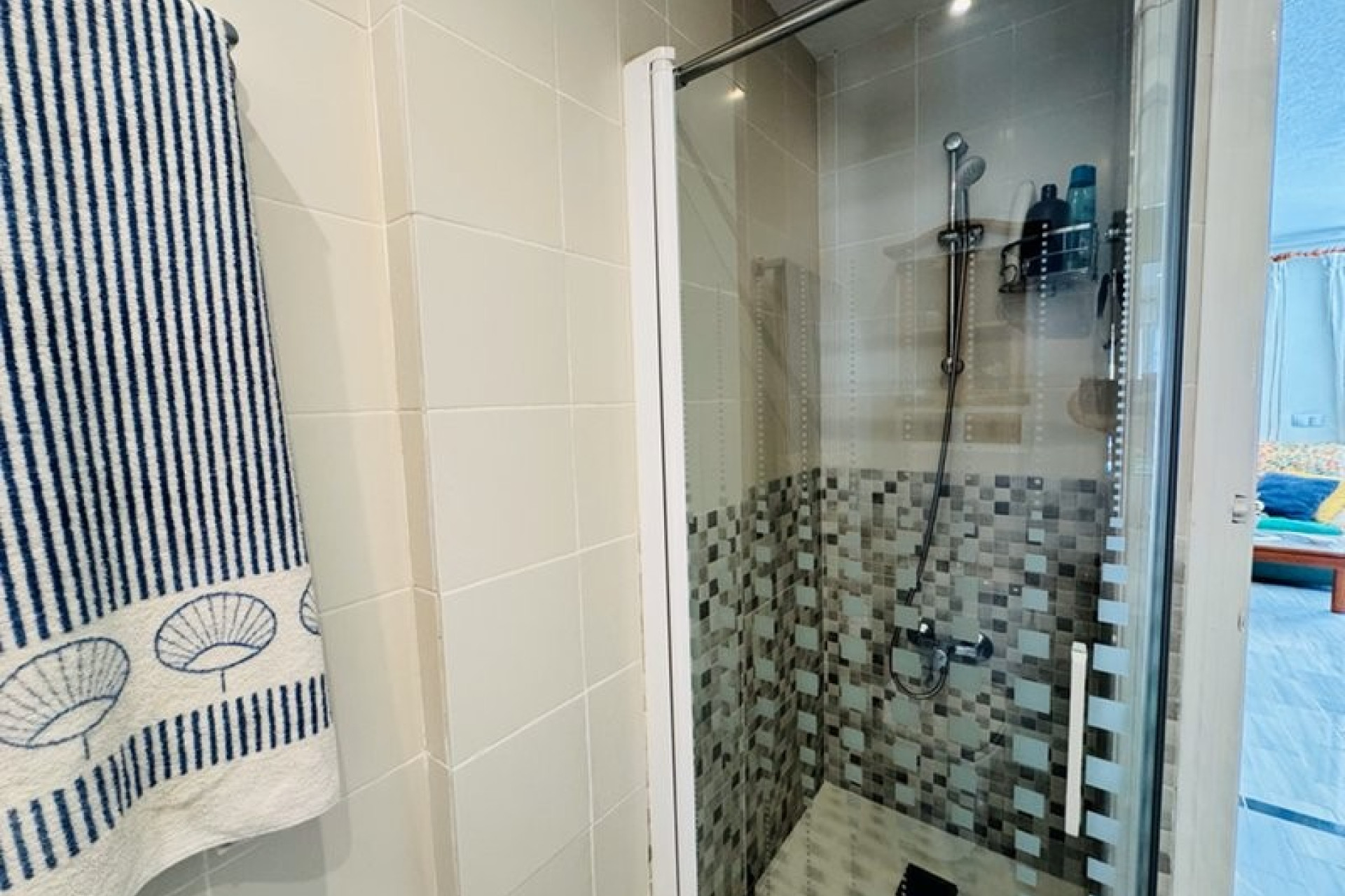 Resale - 1. Apartment / flat - La Mata - Costa Blanca South