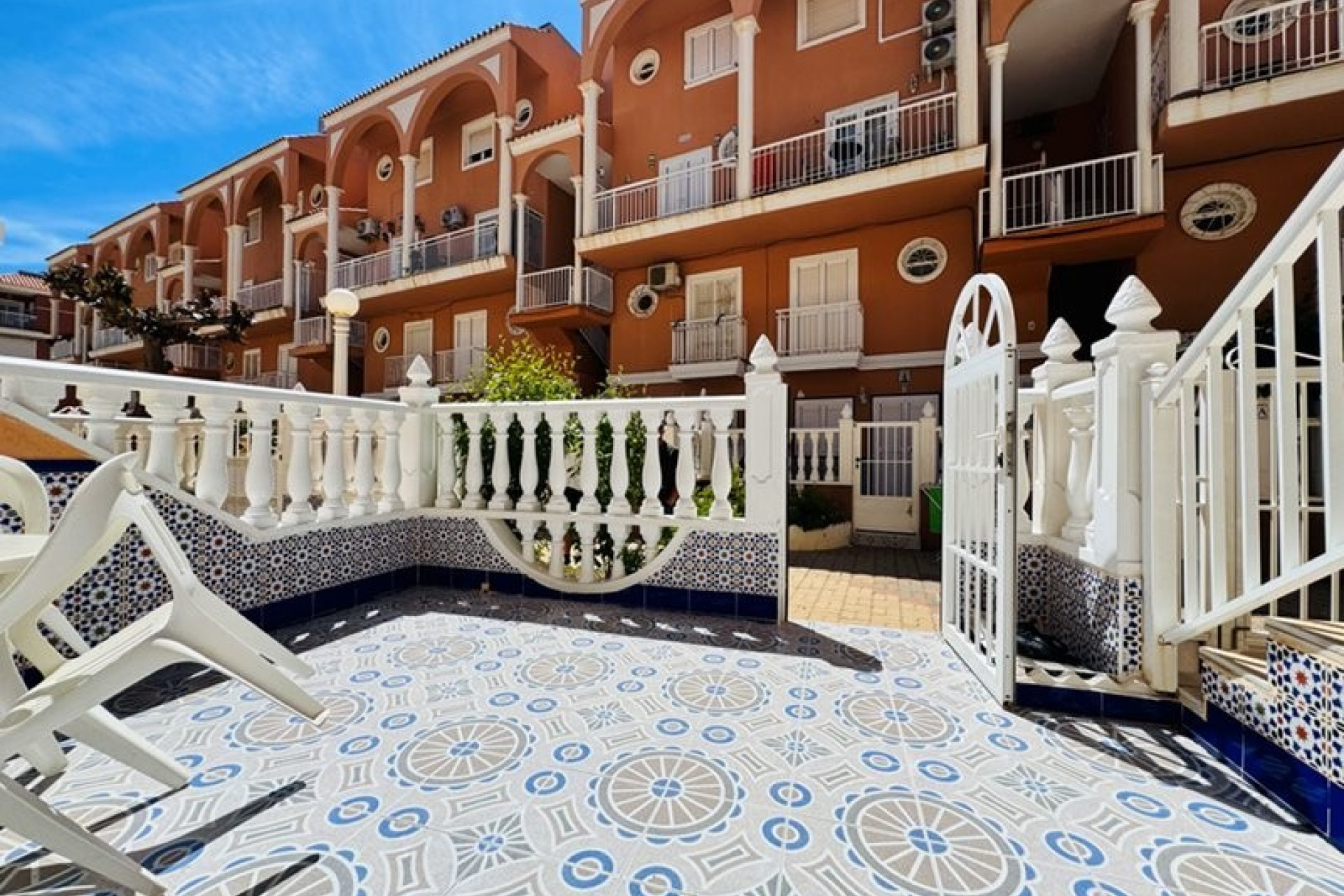 Resale - 1. Apartment / flat - La Mata - Costa Blanca South