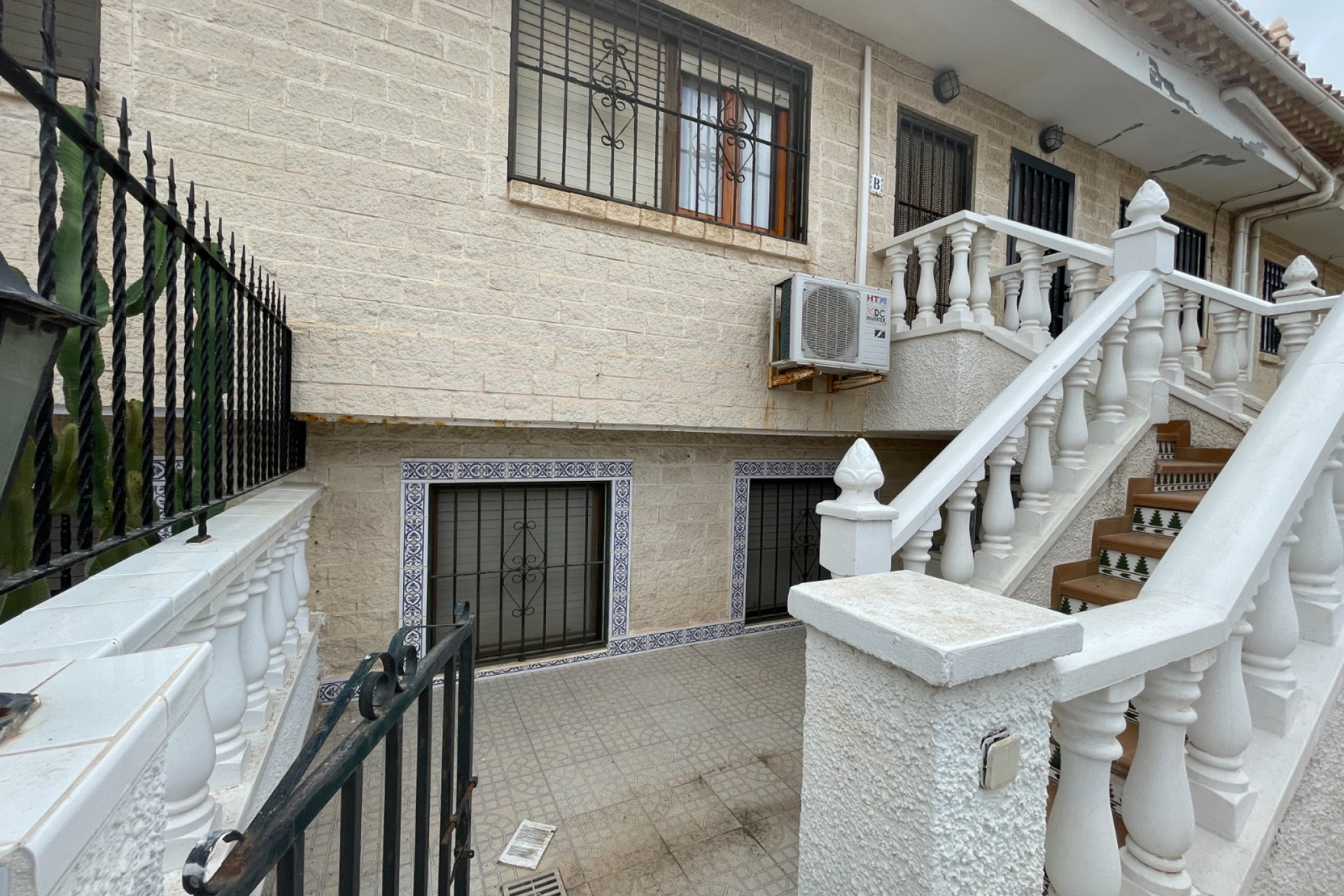 Resale - 1. Apartment / flat - La Mata - Costa Blanca South