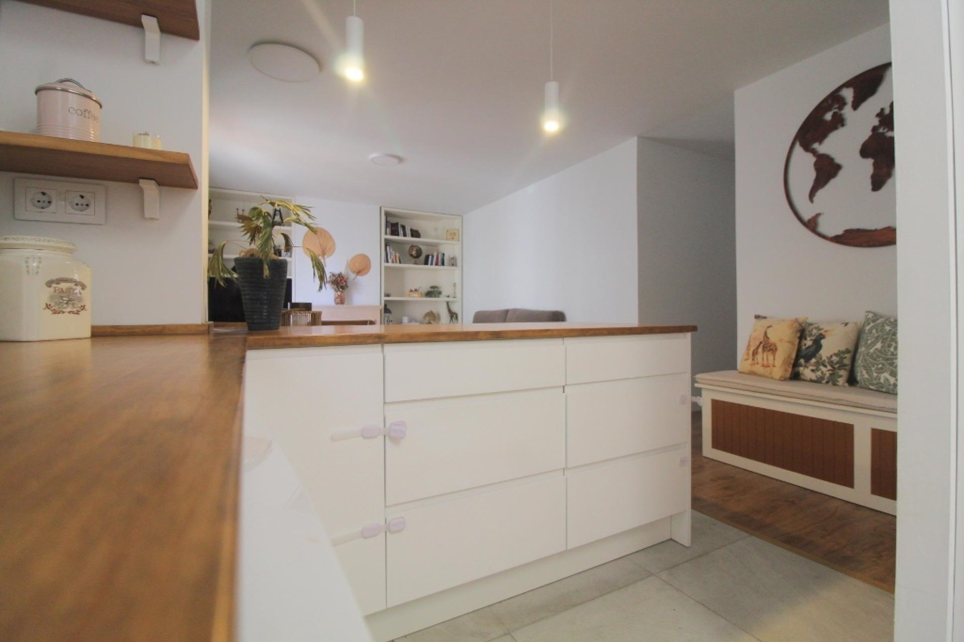 Resale - 1. Apartment / flat - La Veleta - Costa Blanca South