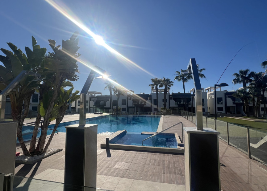 Resale - 1. Apartment / flat - La Zenia - Costa Blanca South