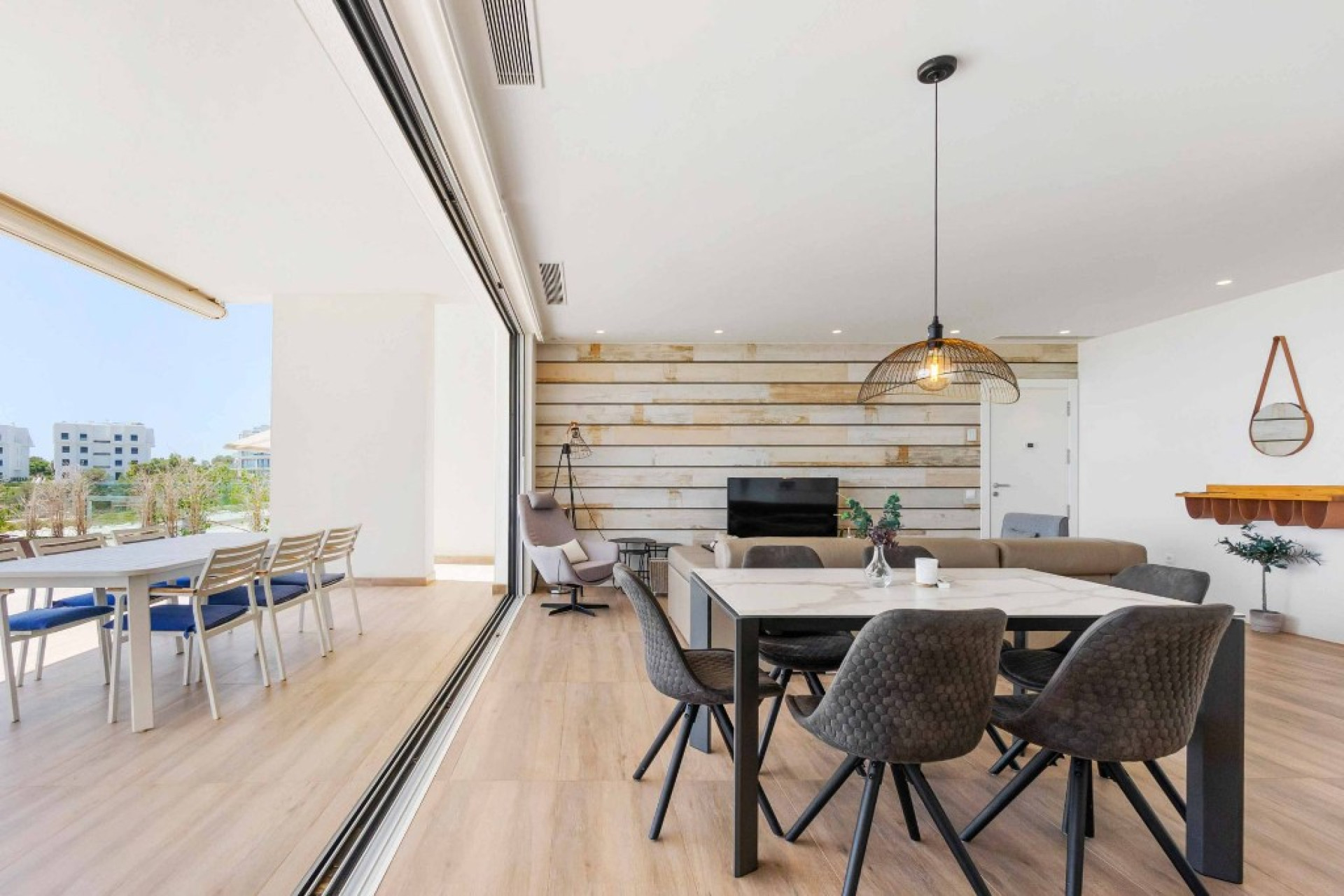 Resale - 1. Apartment / flat - Las Colinas Golf and Country Club - Costa Blanca South