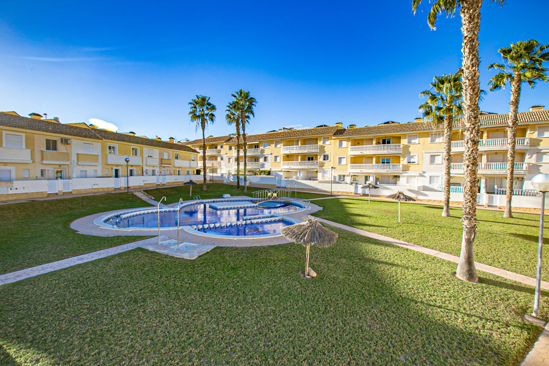 Resale - 1. Apartment / flat - Lomas de Cabo Roig - Costa Blanca South