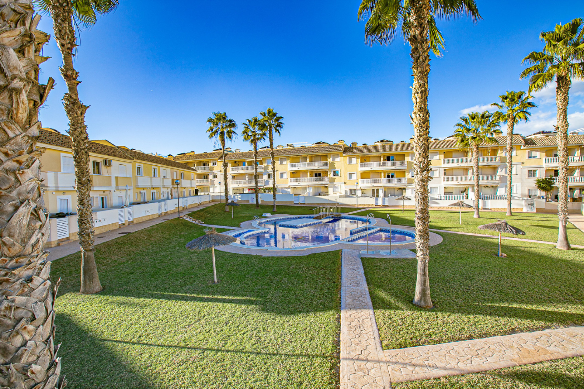 Resale - 1. Apartment / flat - Lomas de Cabo Roig - Costa Blanca South