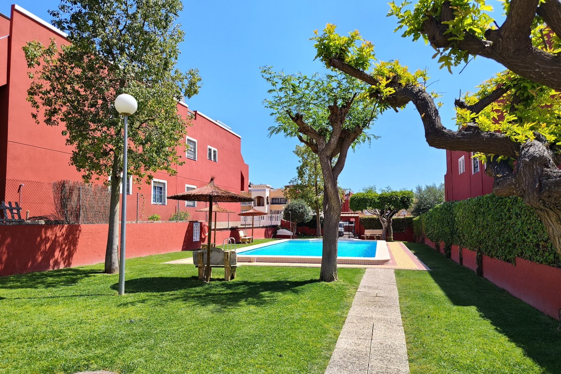 Resale - 1. Apartment / flat - Los Altos - Costa Blanca South
