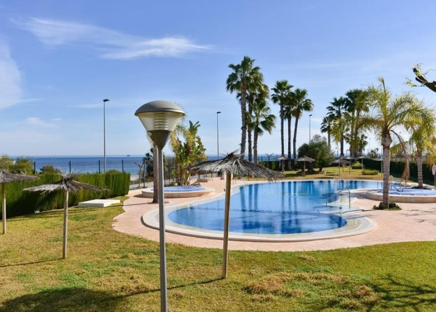 Resale - 1. Apartment / flat - Mil Palmeras - Costa Blanca South