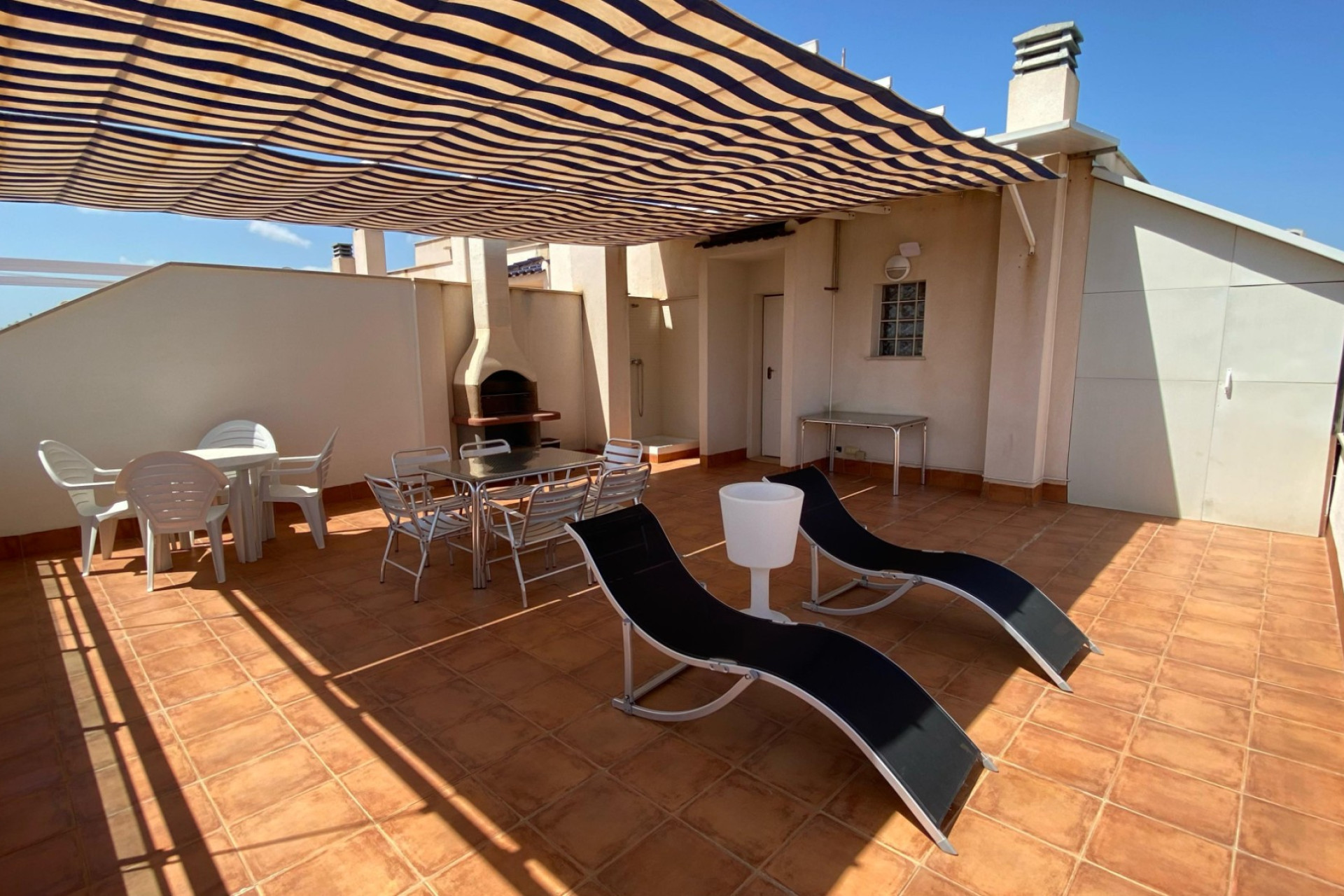 Resale - 1. Apartment / flat - Mil Palmeras - Costa Blanca South