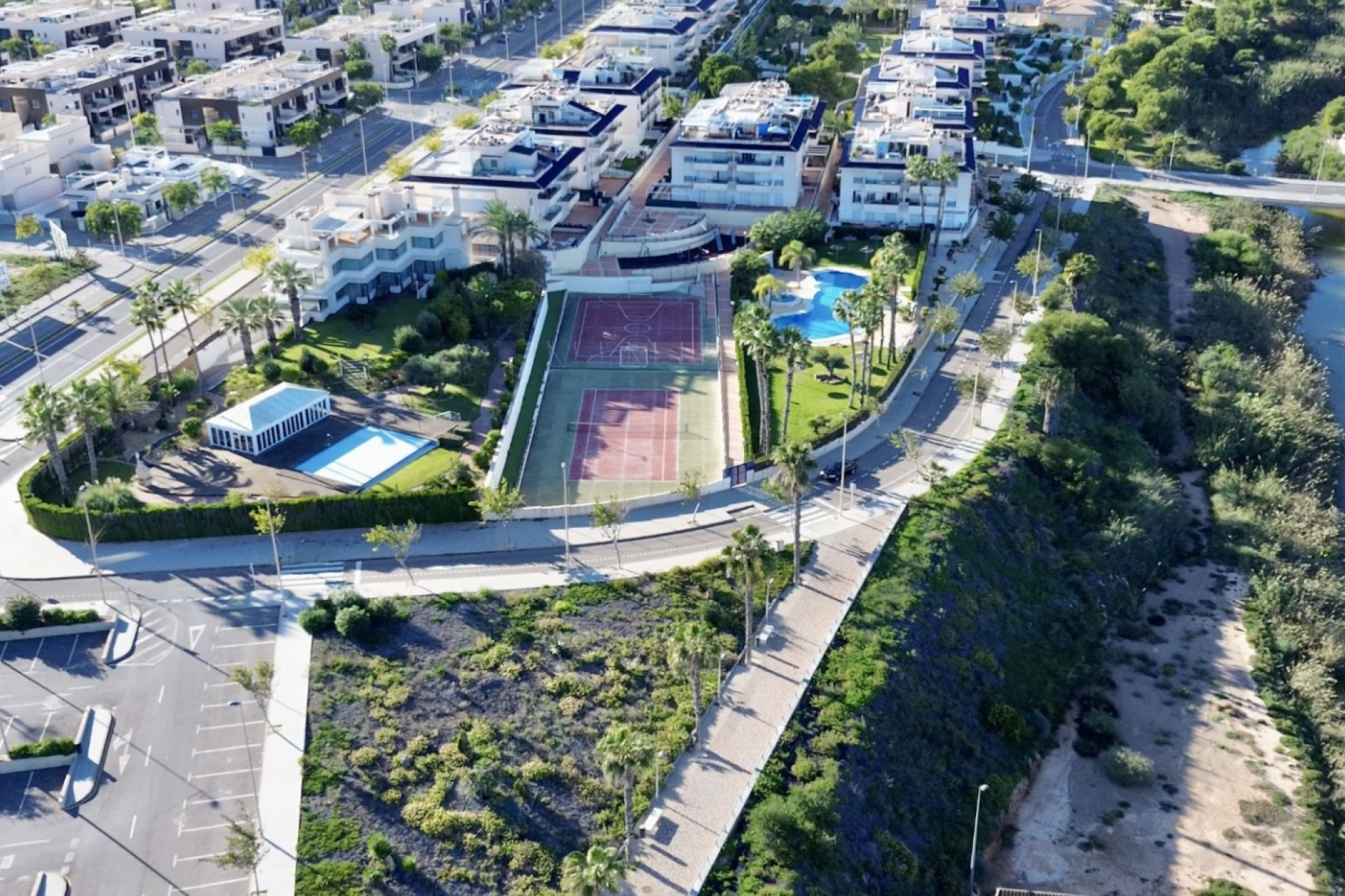 Resale - 1. Apartment / flat - Mil Palmeras - Costa Blanca South