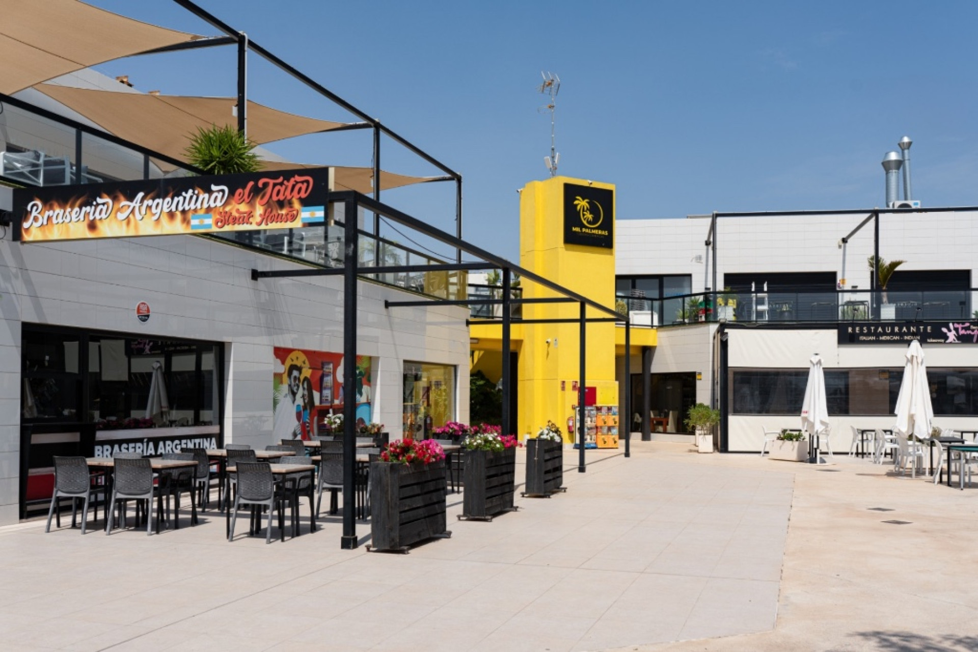 Resale - 1. Apartment / flat - Mil Palmeras - Costa Blanca South