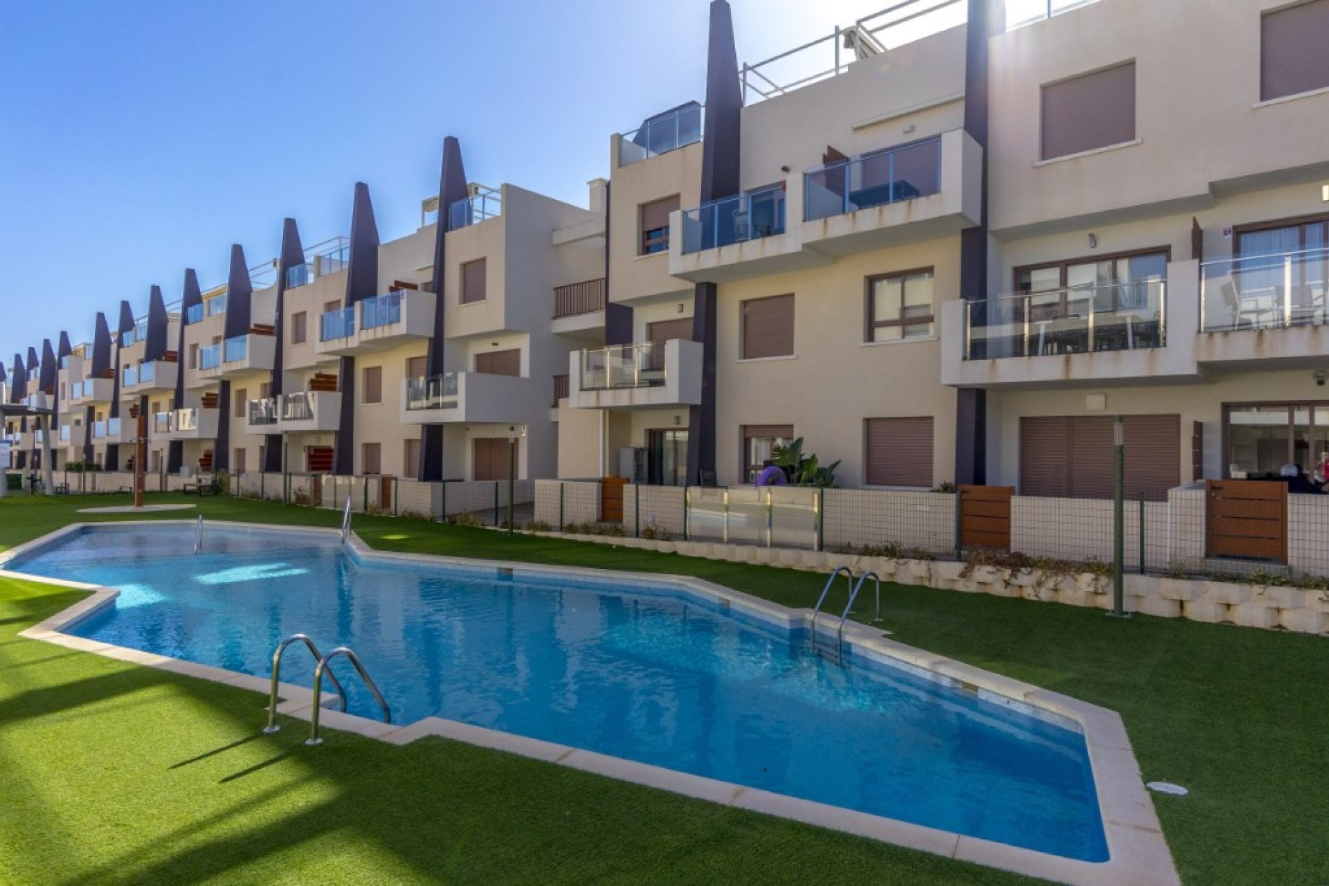 Resale - 1. Apartment / flat - Mil Palmeras - Costa Blanca South