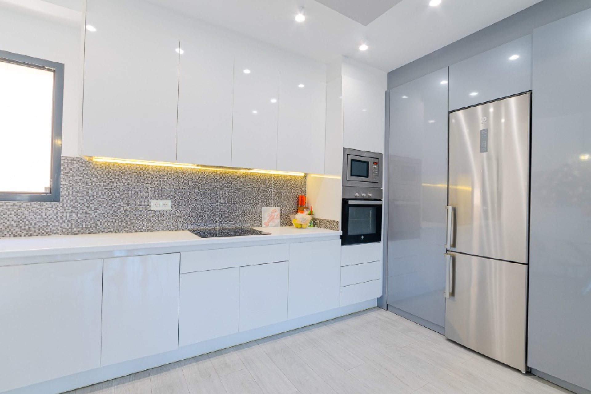 Resale - 1. Apartment / flat - Mil Palmeras - Costa Blanca South