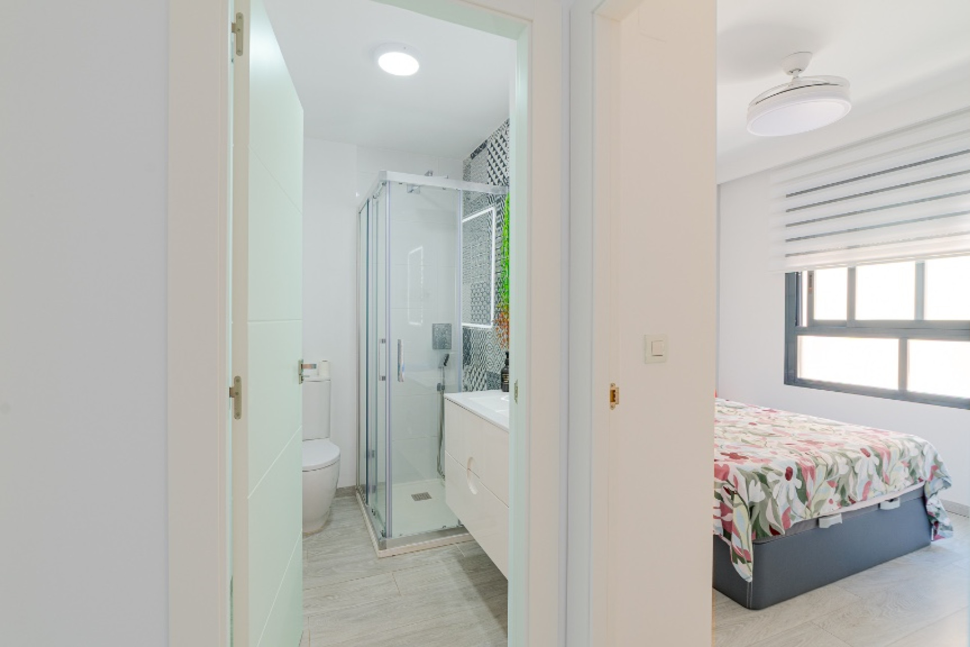 Resale - 1. Apartment / flat - Mil Palmeras - Costa Blanca South