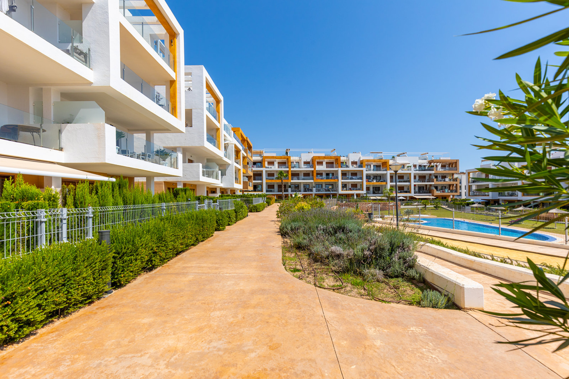Resale - 1. Apartment / flat - Orihuela Costa - Costa Blanca South