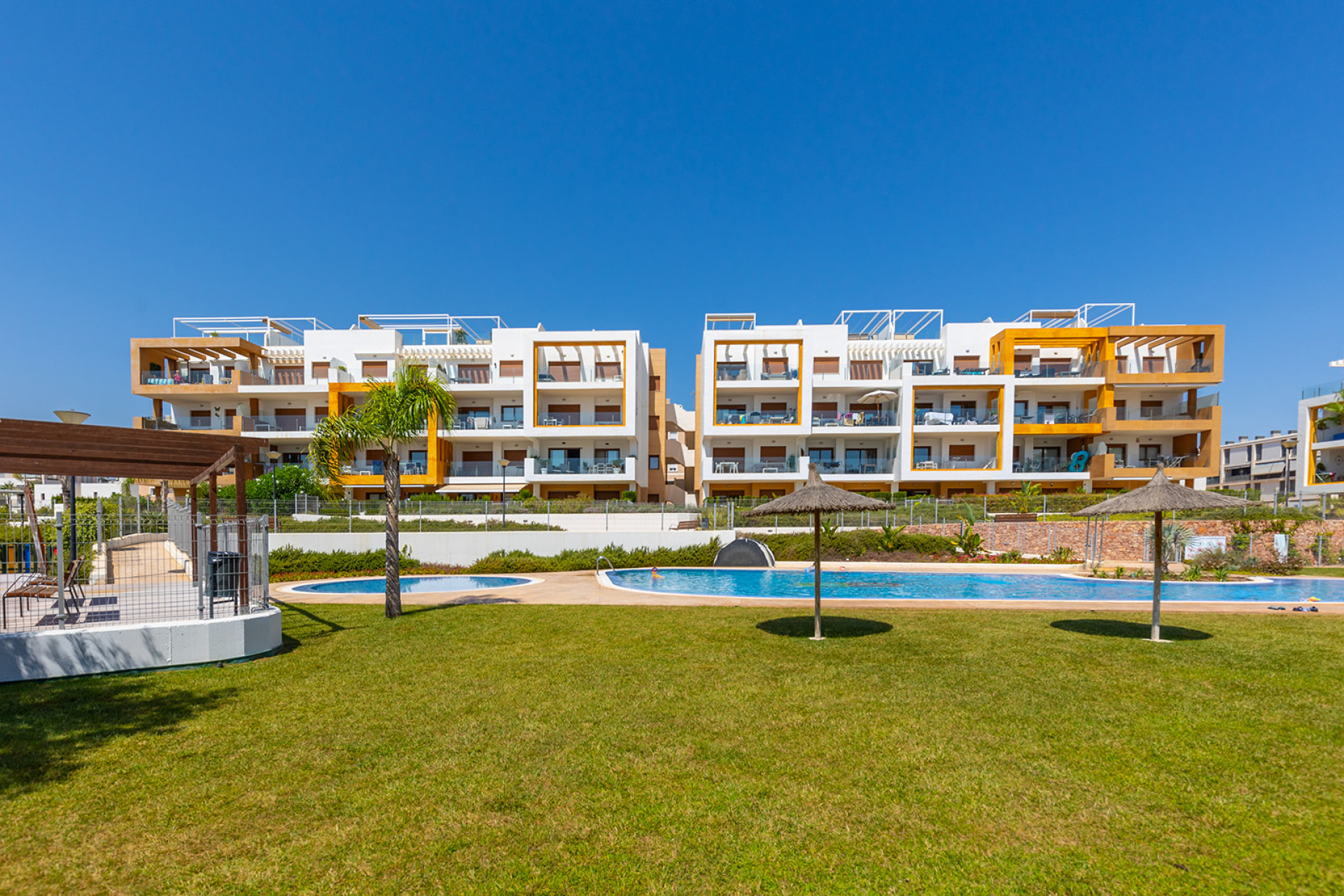 Resale - 1. Apartment / flat - Orihuela Costa - Costa Blanca South
