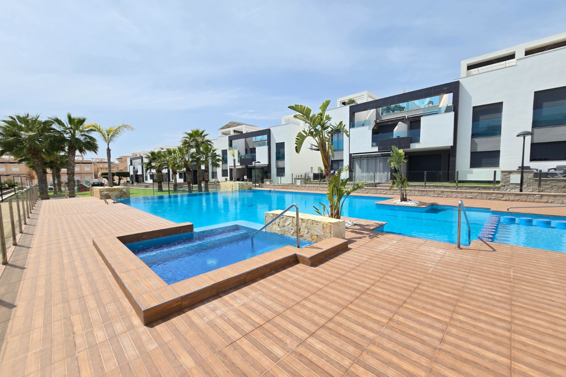 Resale - 1. Apartment / flat - Orihuela Costa - Punta Prima *