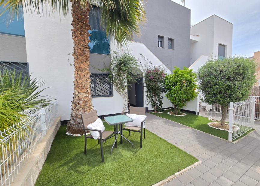 Resale - 1. Apartment / flat - Orihuela Costa - Punta Prima *