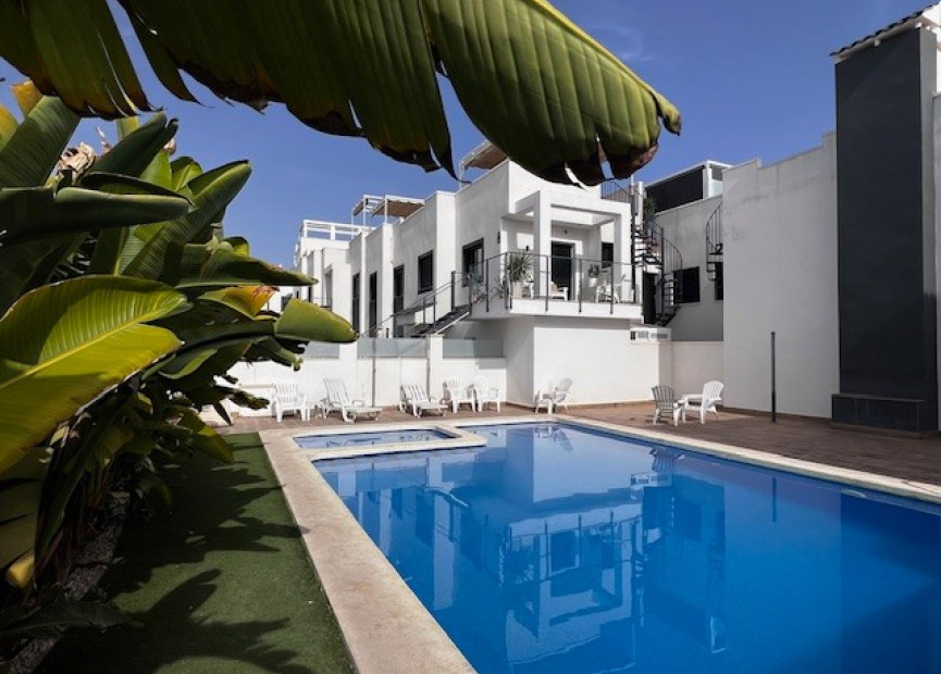 Resale - 1. Apartment / flat - Orihuela Costa