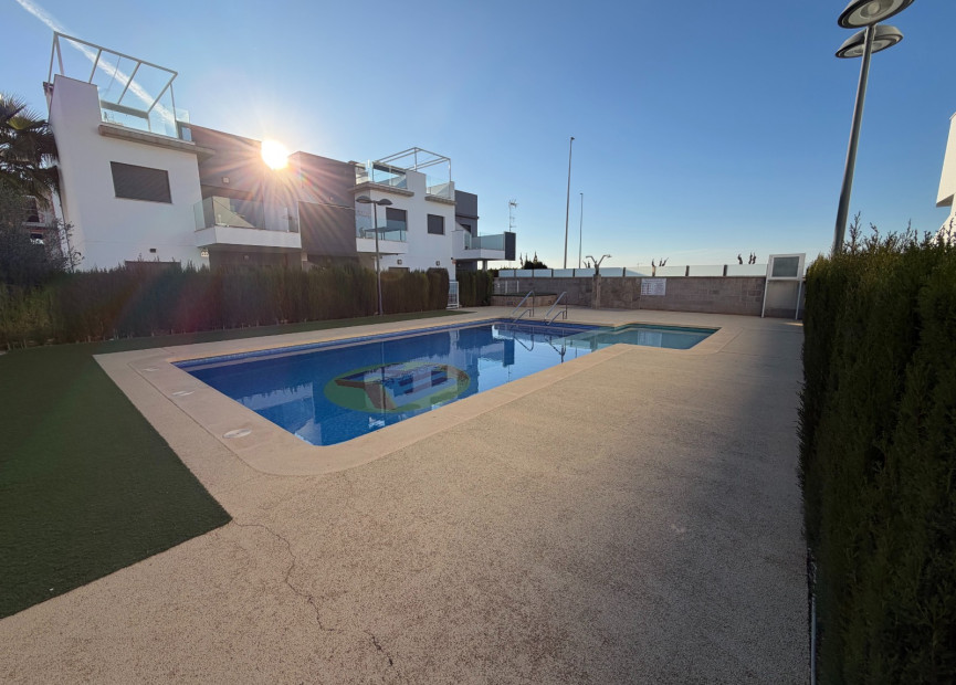 Resale - 1. Apartment / flat - Pilar de la Horadada - Costa Blanca South