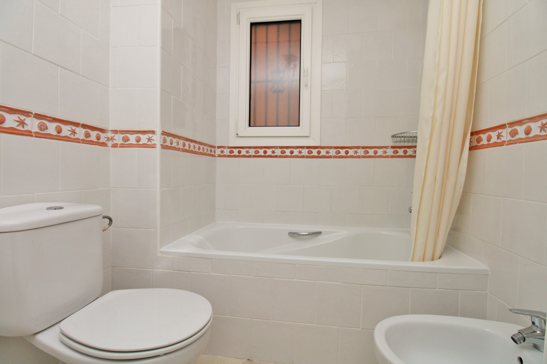 Resale - 1. Apartment / flat - Playa Flamenca - Costa Blanca South