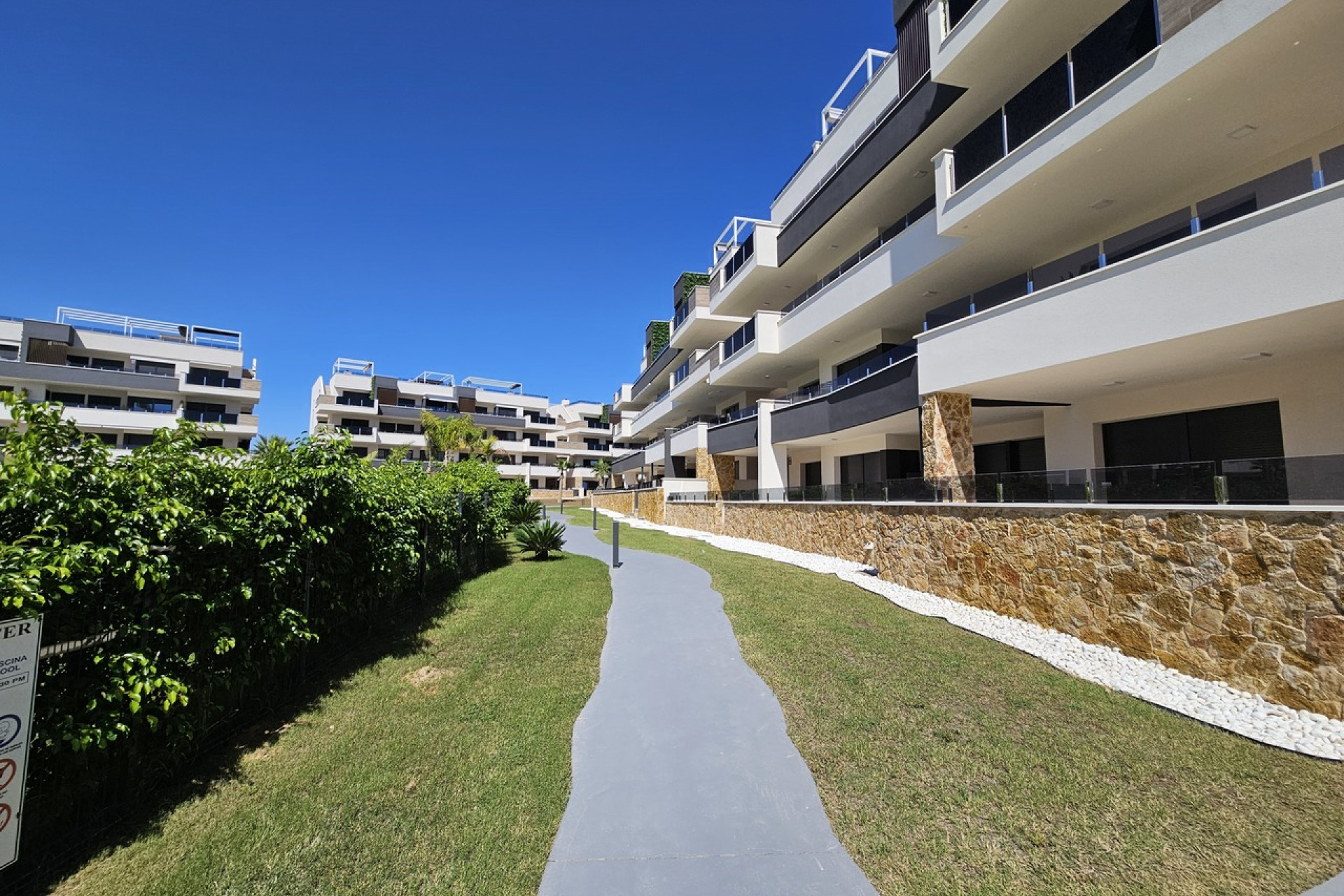 Resale - 1. Apartment / flat - Playa Flamenca - Orihuela Costa