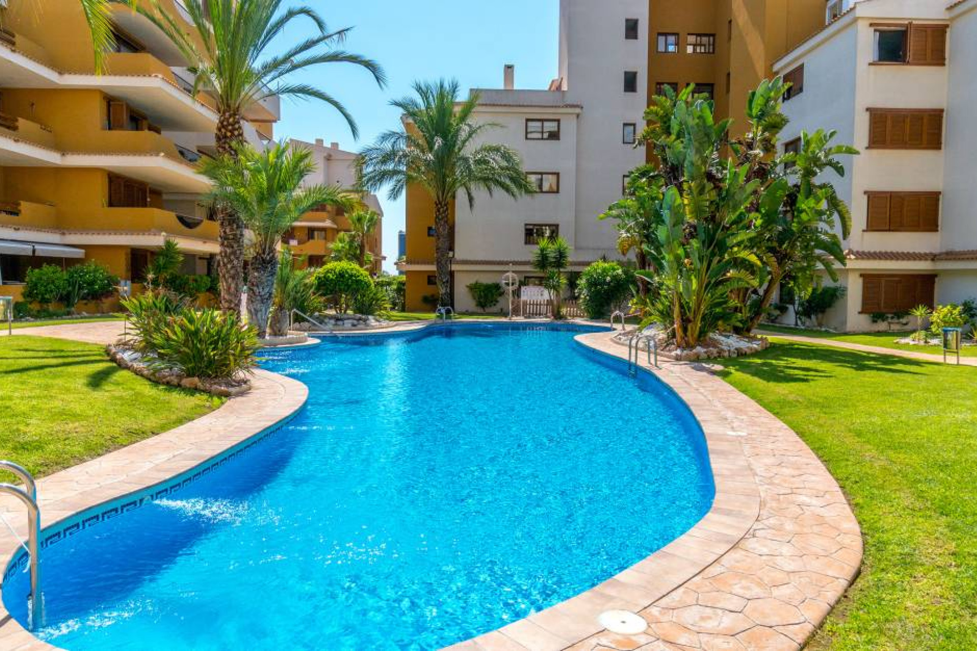Resale - 1. Apartment / flat - Punta Prima - Costa Blanca South
