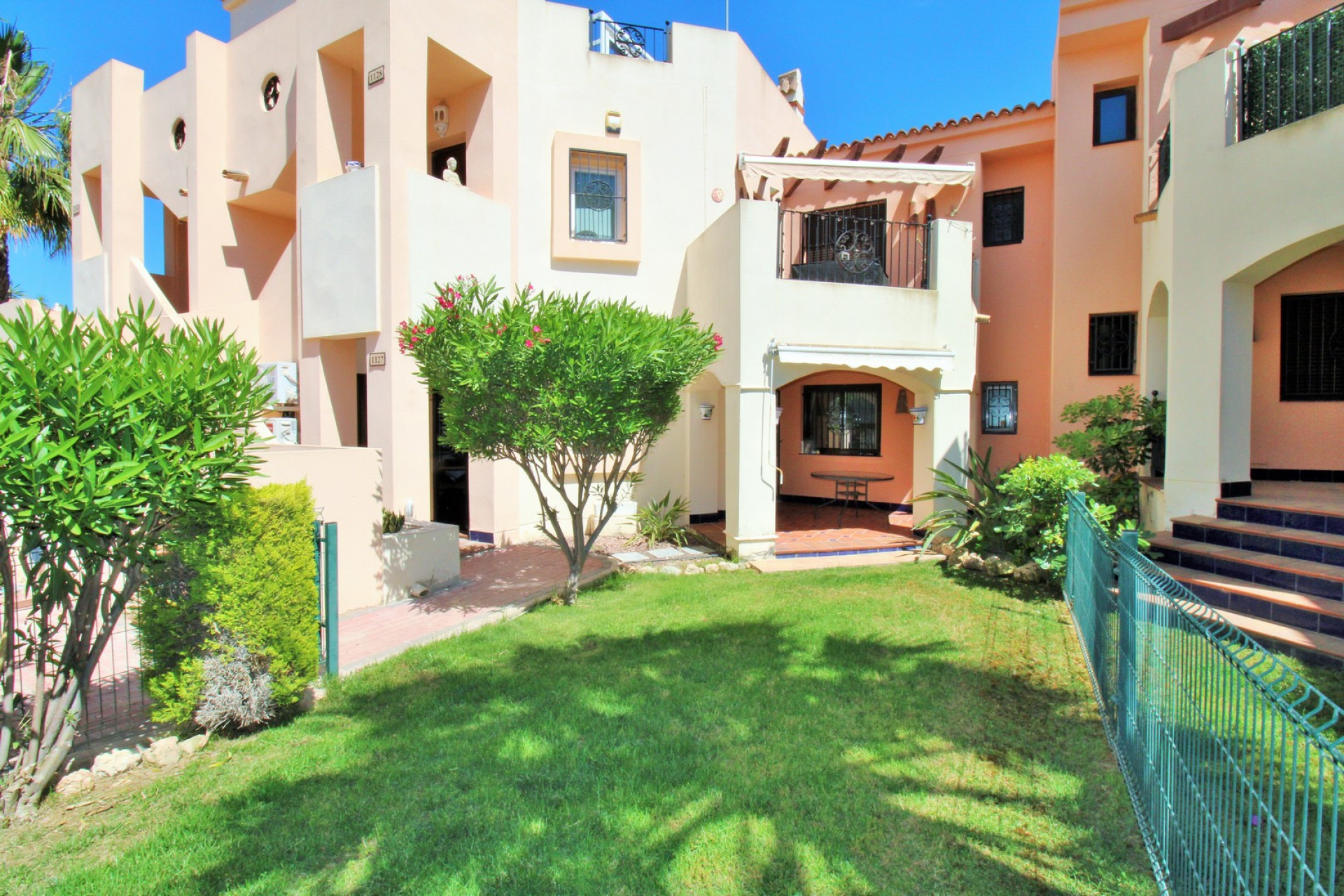 Resale - 1. Apartment / flat - Punta Prima - Costa Blanca South