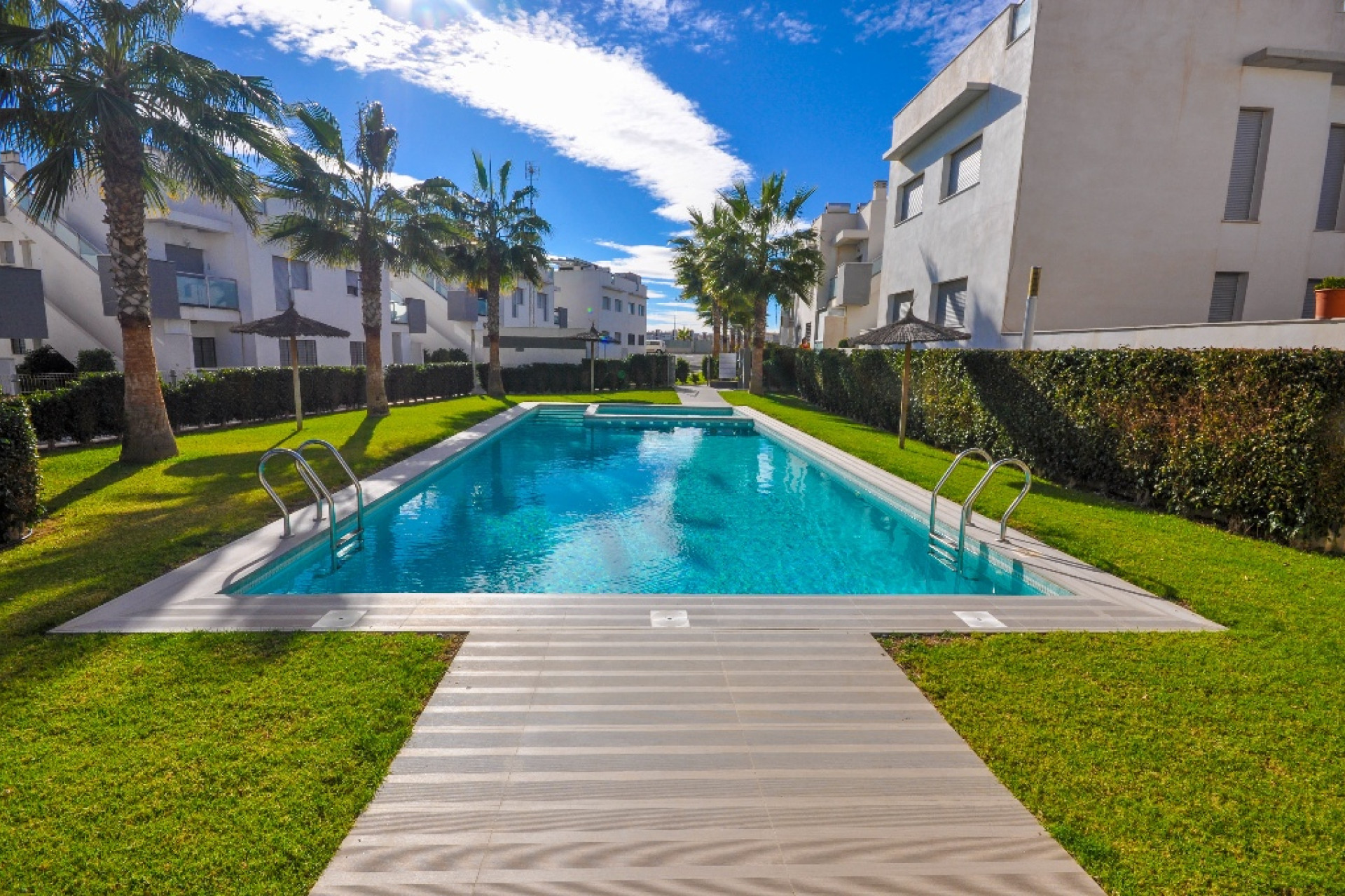 Resale - 1. Apartment / flat - Punta Prima - Costa Blanca South
