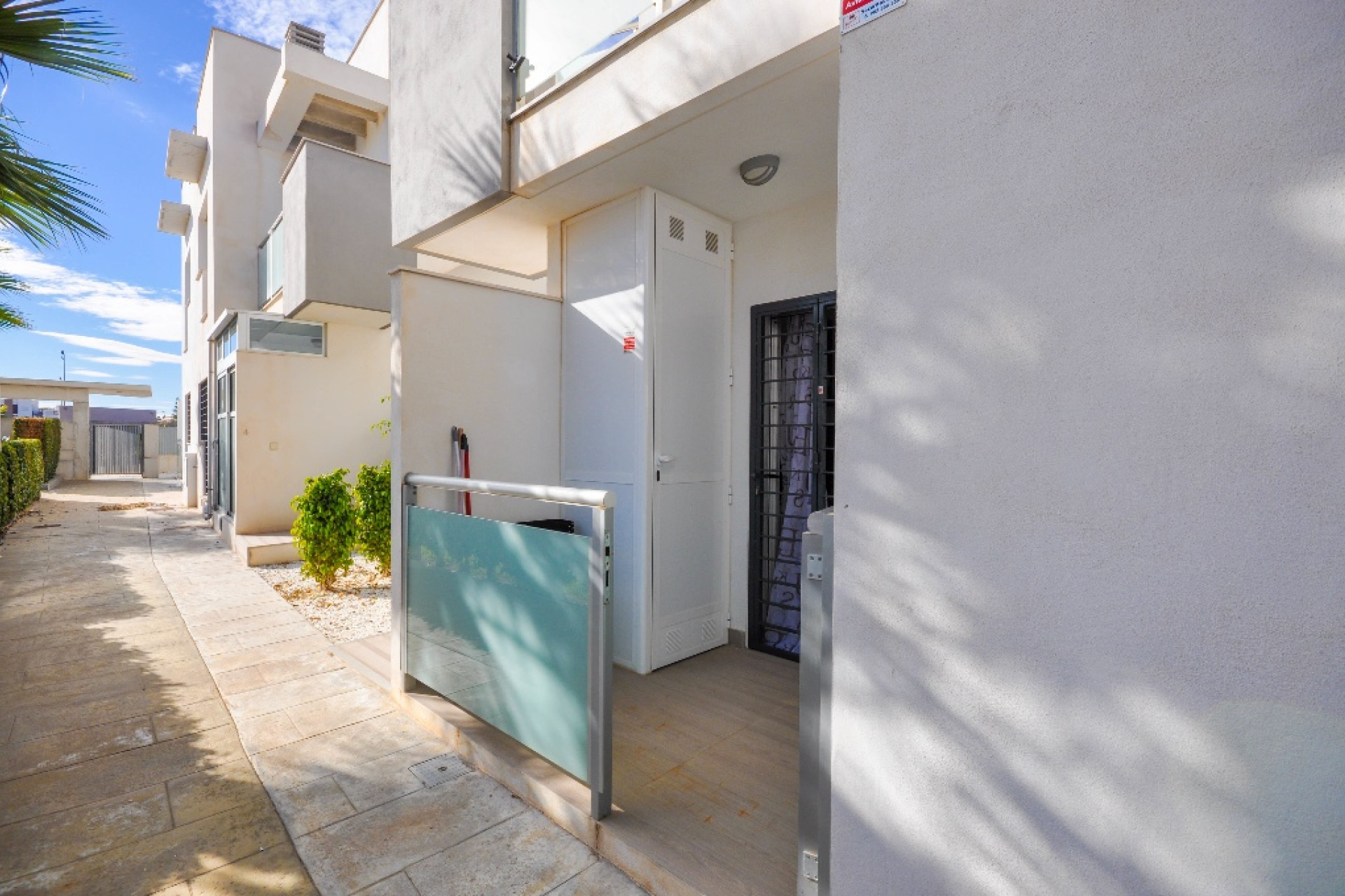 Resale - 1. Apartment / flat - Punta Prima - Costa Blanca South
