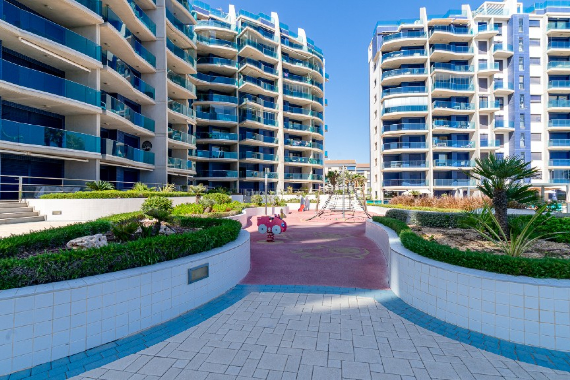Resale - 1. Apartment / flat - Punta Prima - Costa Blanca South