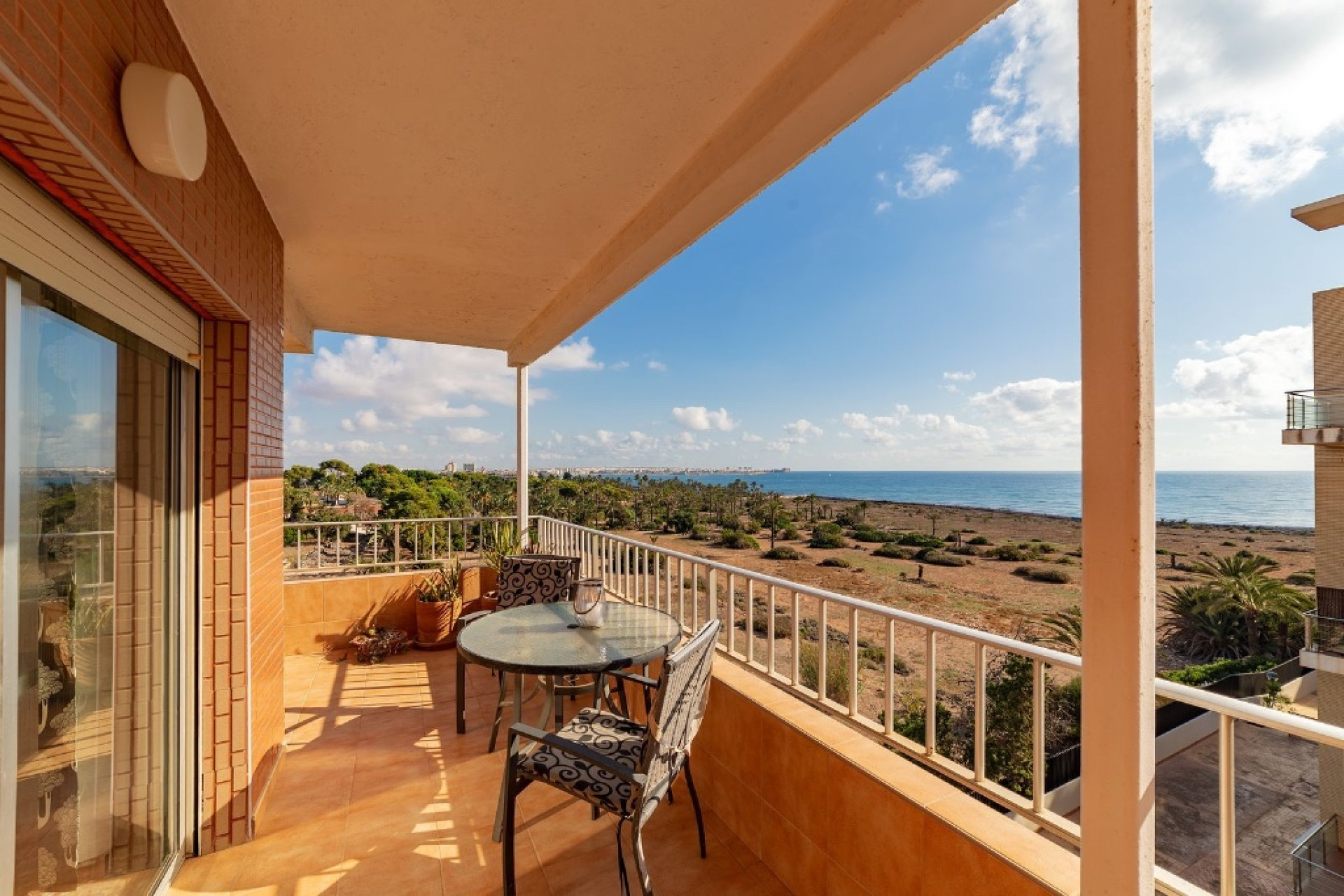 Resale - 1. Apartment / flat - Punta Prima - Costa Blanca South