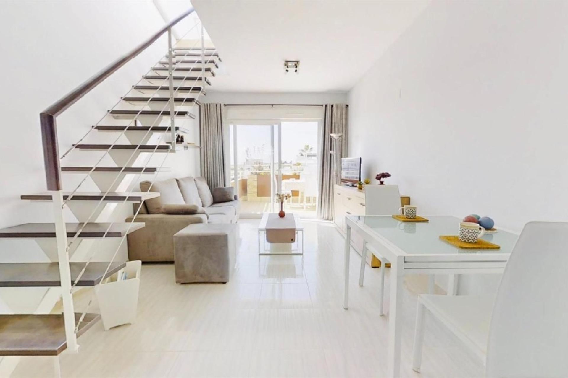 Resale - 1. Apartment / flat - Punta Prima - Costa Blanca South