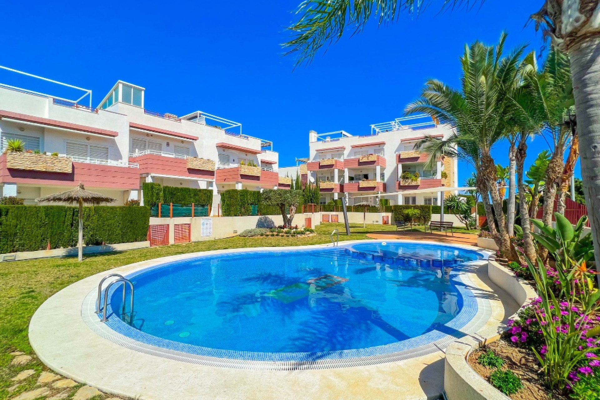 Resale - 1. Apartment / flat - Punta Prima - Costa Blanca South