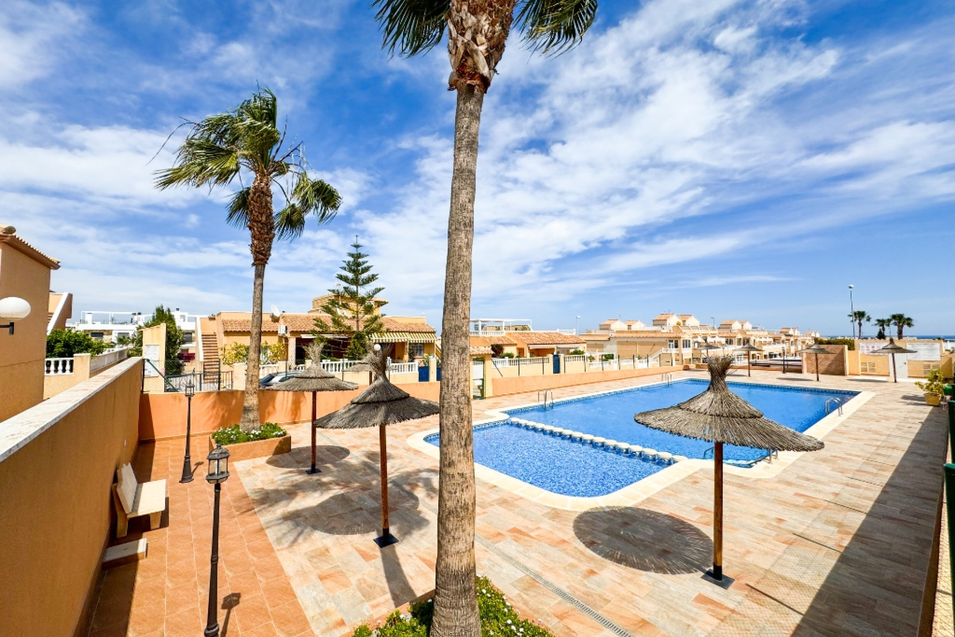 Resale - 1. Apartment / flat - Punta Prima - Costa Blanca South