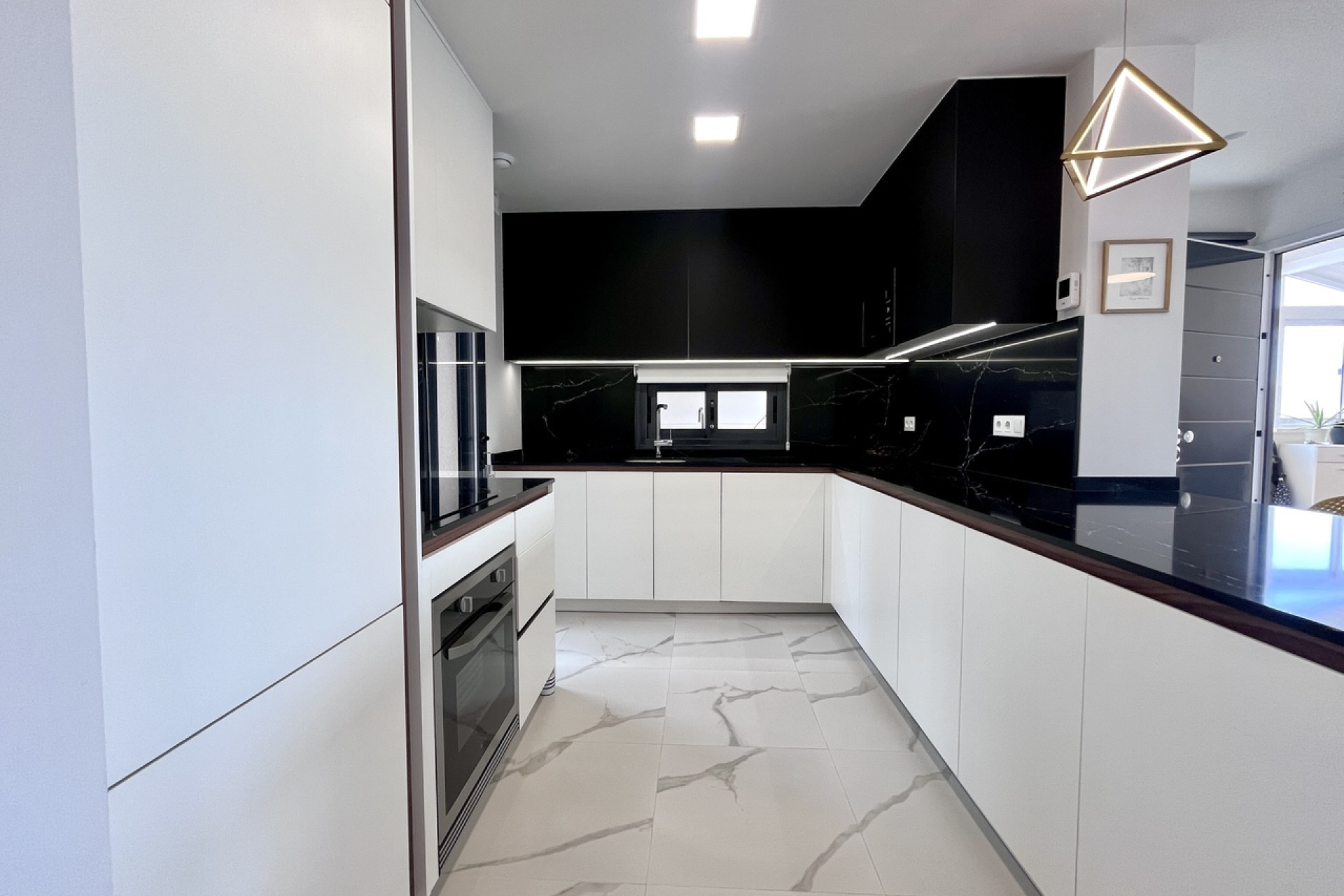 Resale - 1. Apartment / flat - San Miguel de Salinas - Costa Blanca South