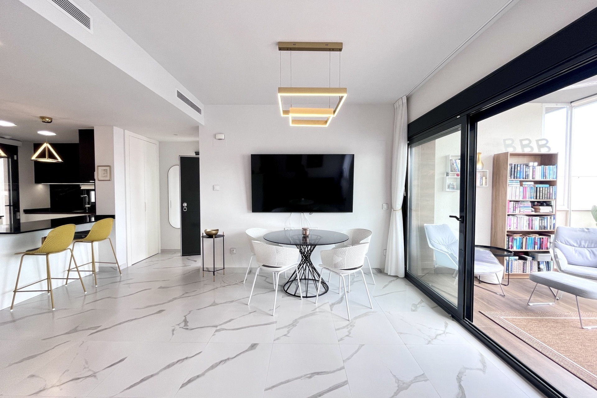 Resale - 1. Apartment / flat - San Miguel de Salinas - Costa Blanca South