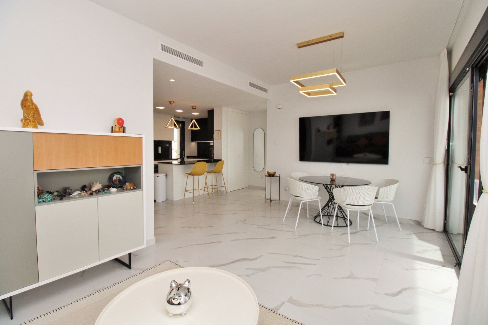 Resale - 1. Apartment / flat - San Miguel de Salinas - Costa Blanca South