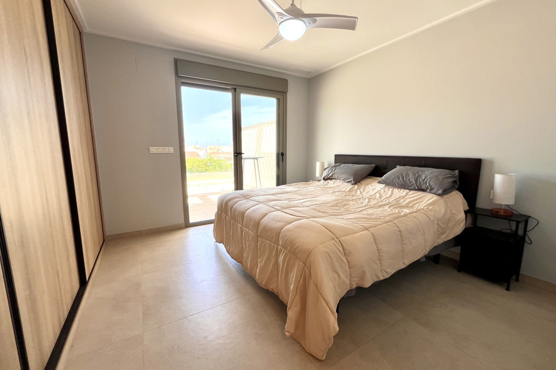 Resale - 1. Apartment / flat - Torre de la Horadada - Costa Blanca South