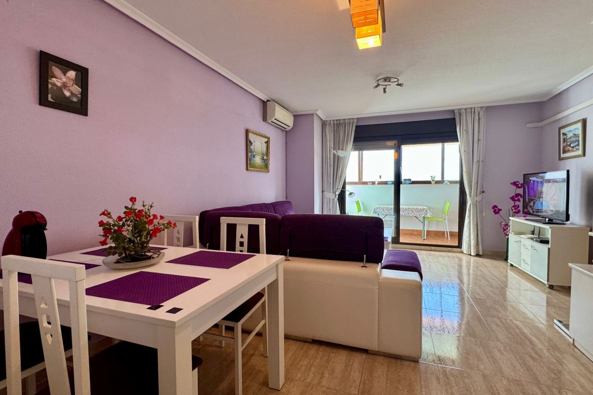 Resale - 1. Apartment / flat - Torrevieja - Centro