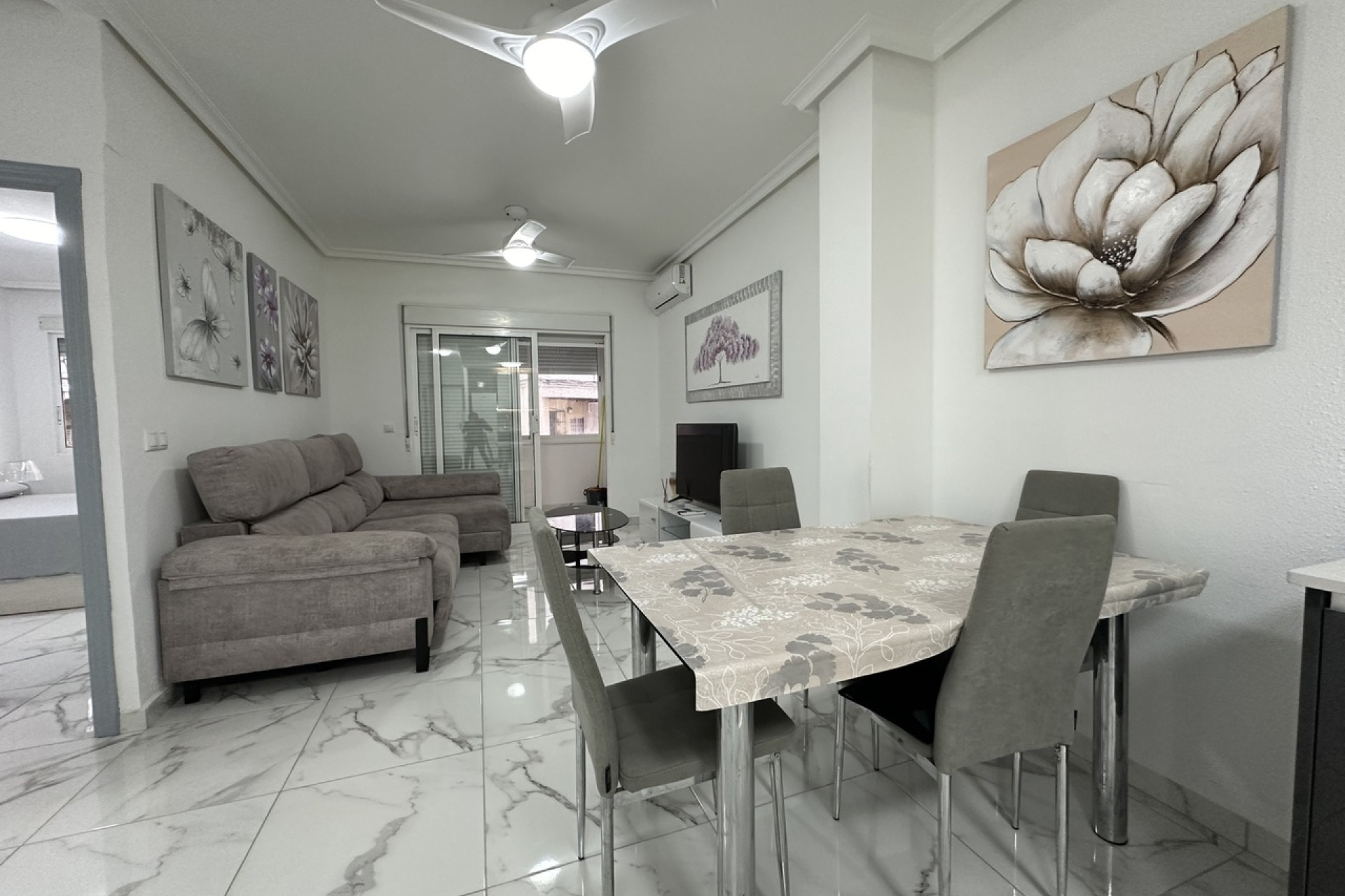 Resale - 1. Apartment / flat - Torrevieja - Costa Blanca South