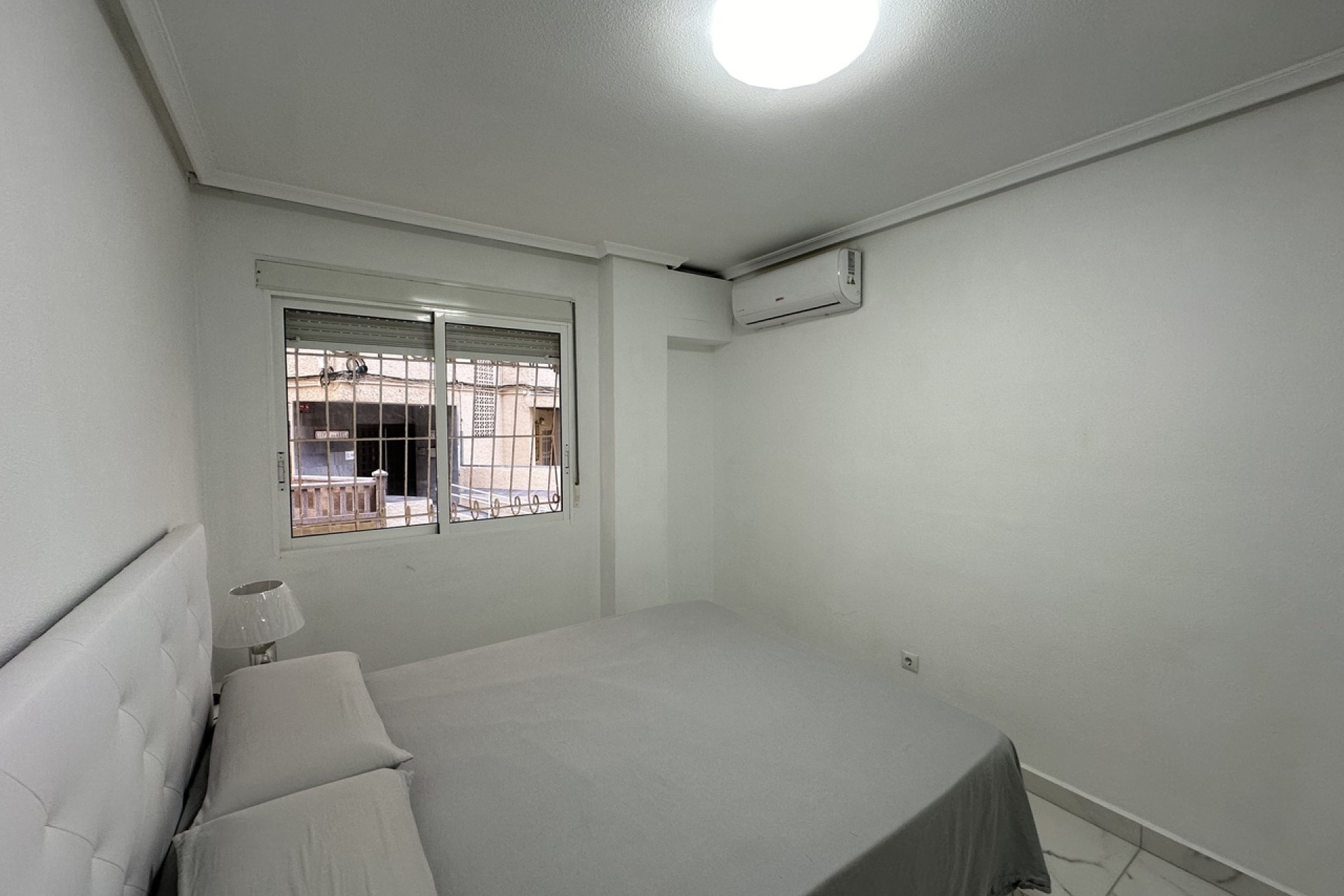 Resale - 1. Apartment / flat - Torrevieja - Costa Blanca South