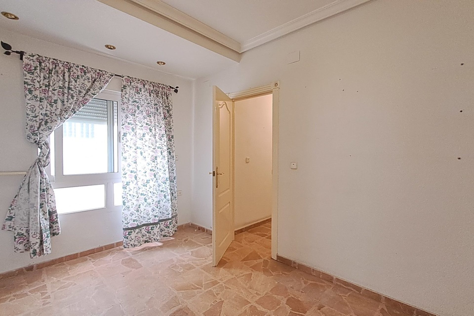 Resale - 1. Apartment / flat - Torrevieja - Costa Blanca South