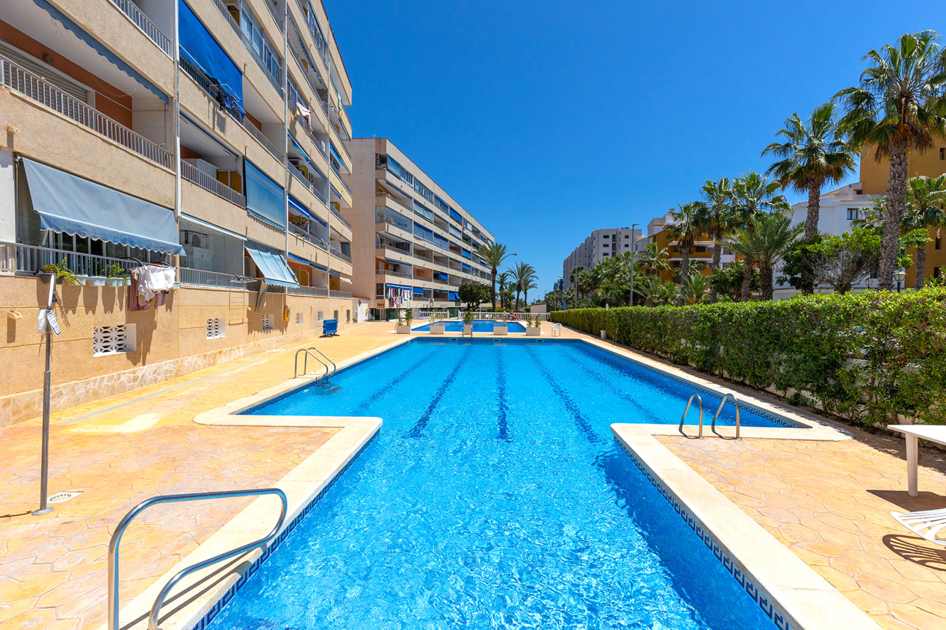 Resale - 1. Apartment / flat - Torrevieja - Costa Blanca South