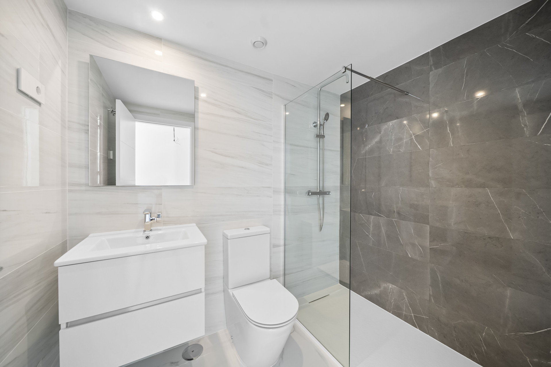 Resale - 1. Apartment / flat - Torrevieja - Costa Blanca South