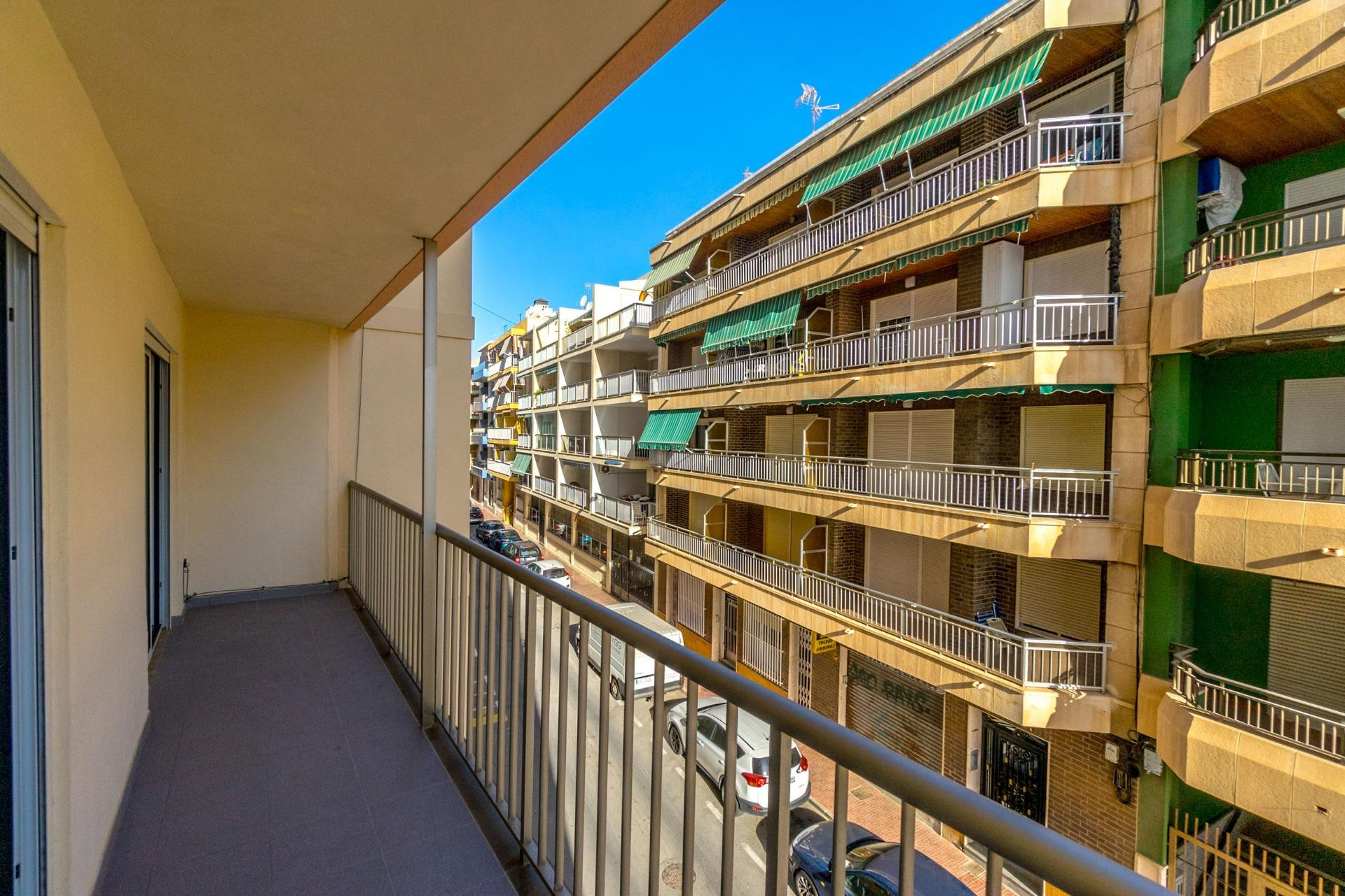 Resale - 1. Apartment / flat - Torrevieja - Costa Blanca South