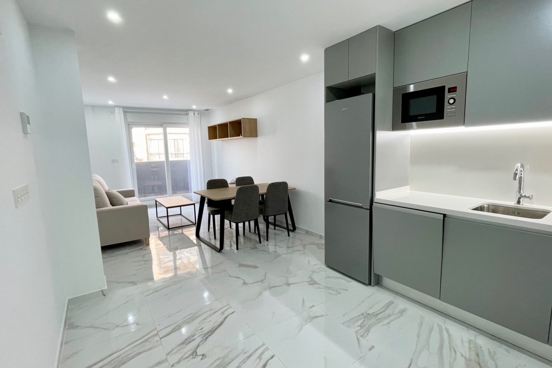 Resale - 1. Apartment / flat - Torrevieja - Costa Blanca South