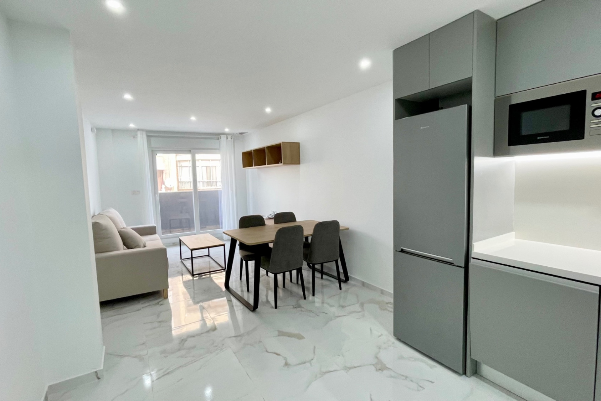 Resale - 1. Apartment / flat - Torrevieja - Costa Blanca South