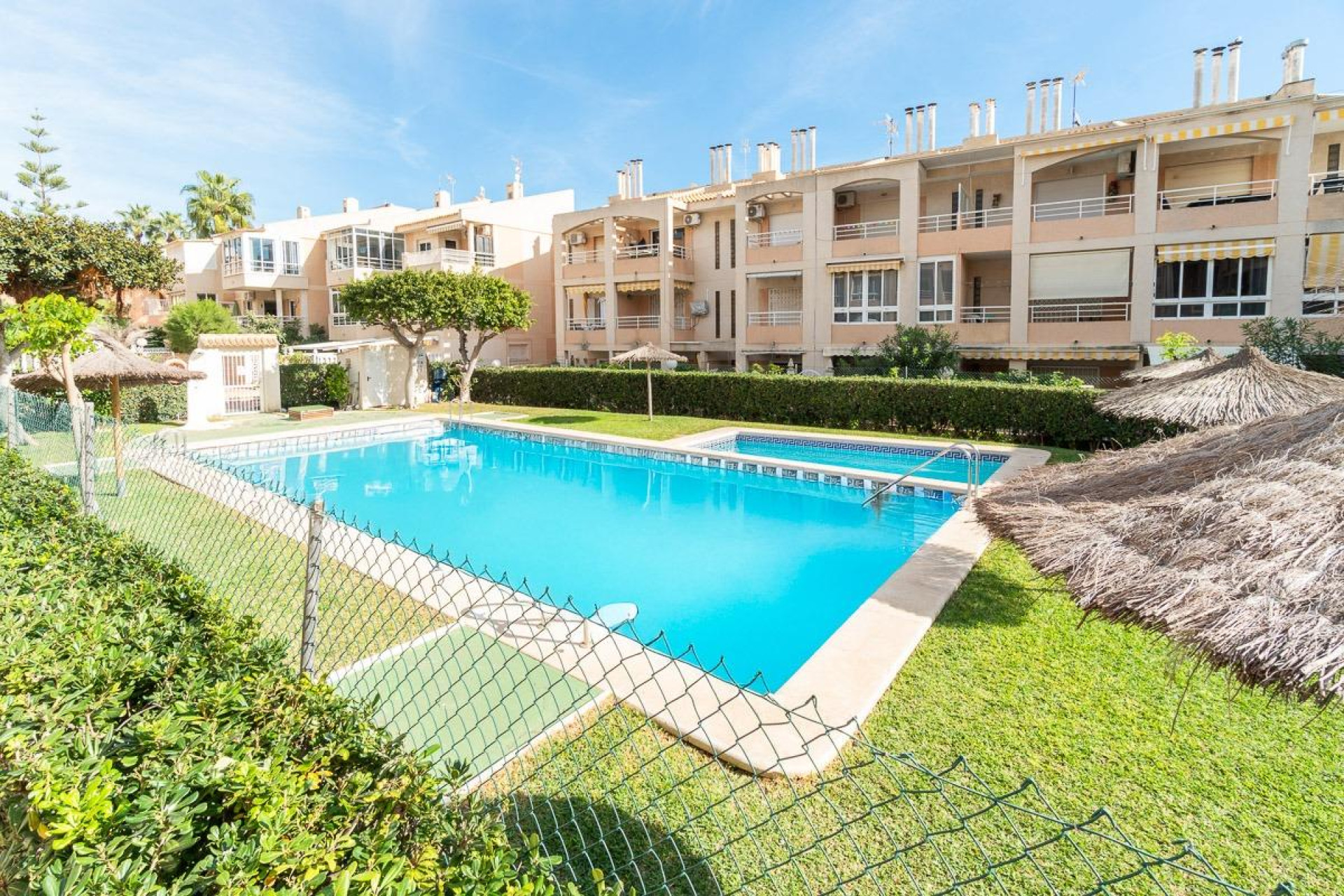 Resale - 1. Apartment / flat - Torrevieja - Costa Blanca South
