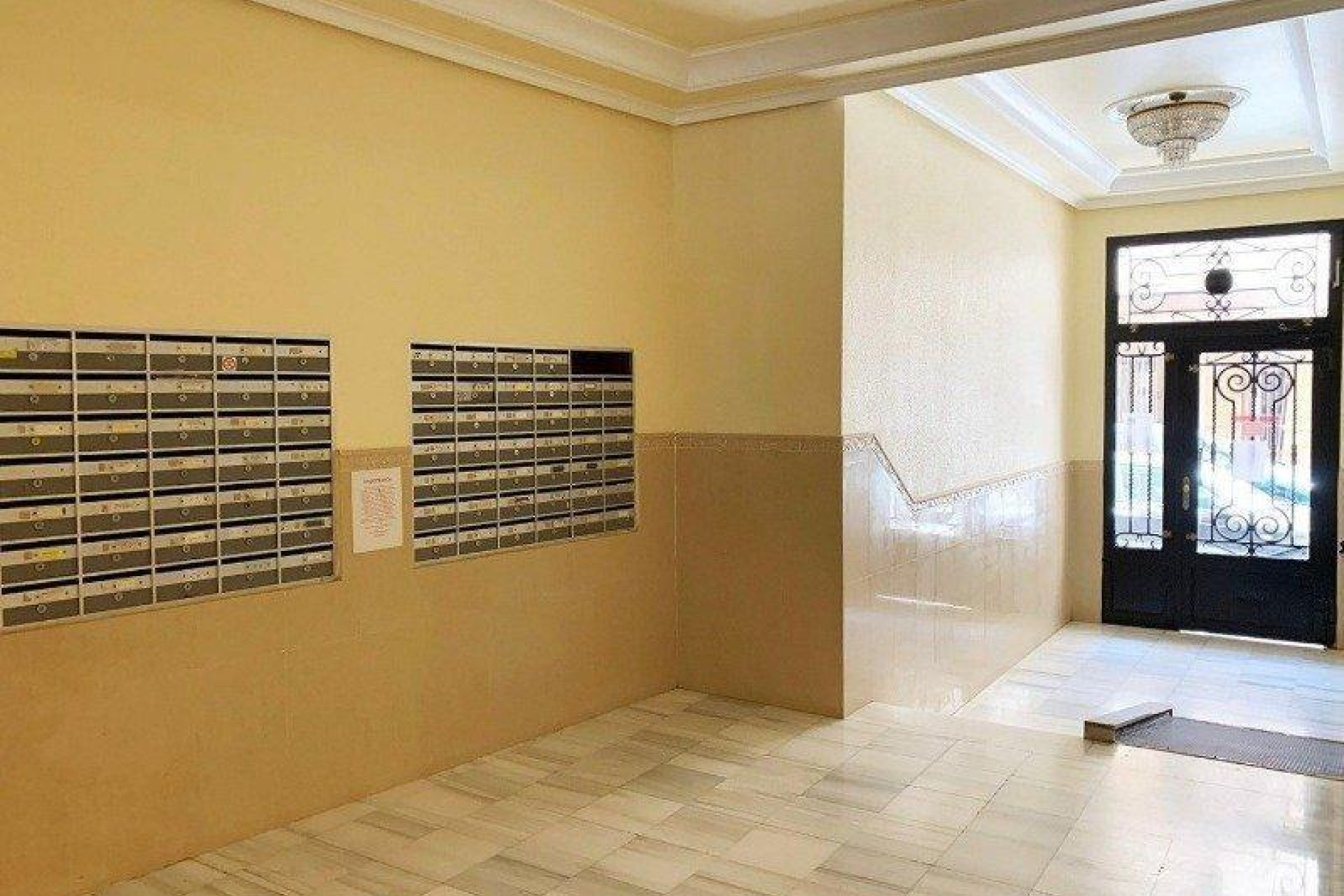 Resale - 1. Apartment / flat - Torrevieja - Costa Blanca South