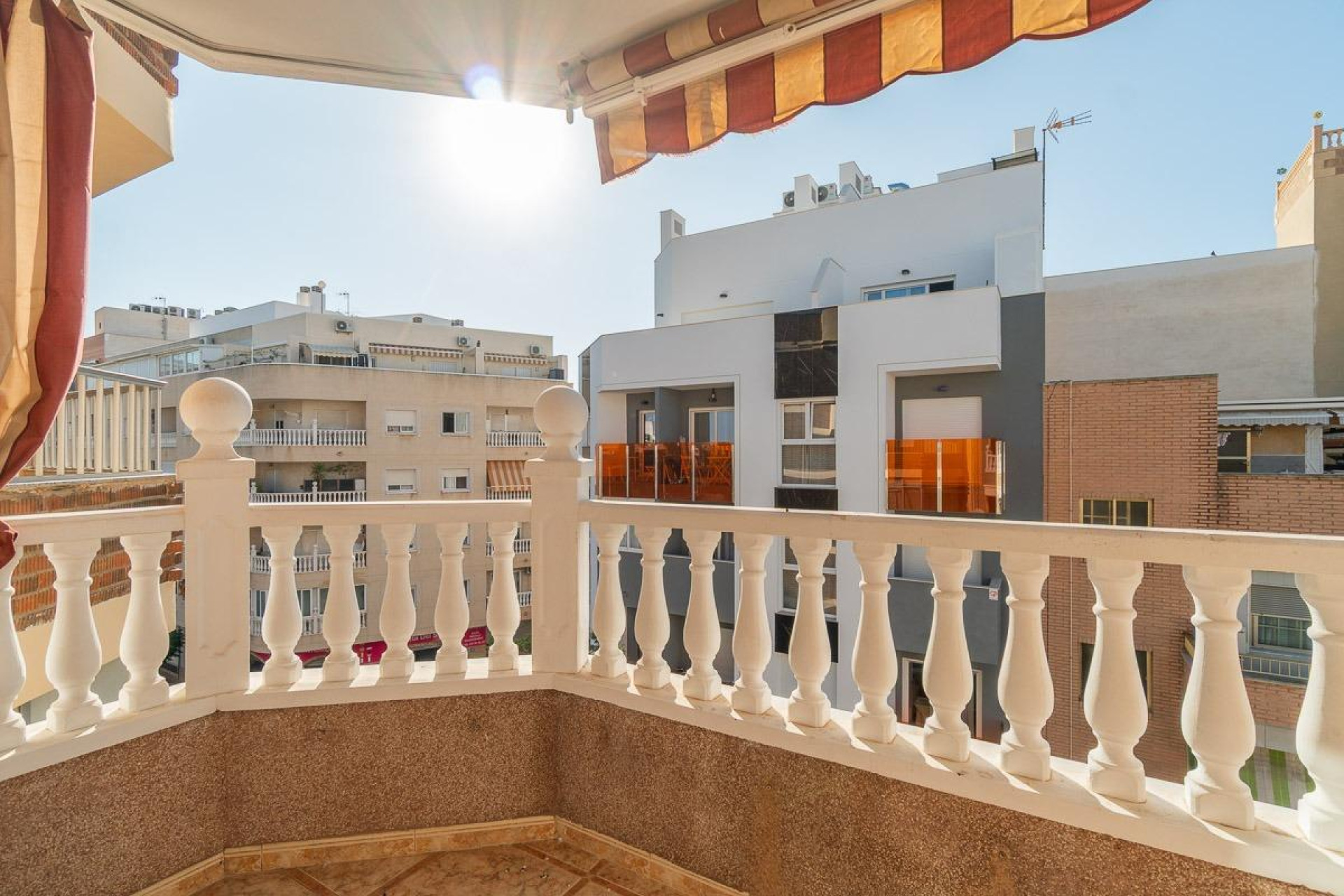 Resale - 1. Apartment / flat - Torrevieja - Costa Blanca South